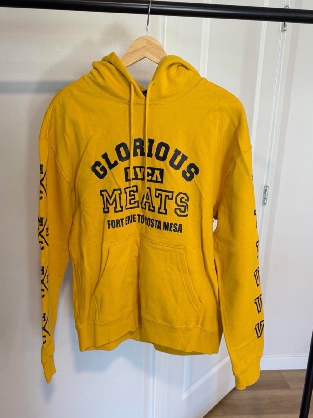 RVCA Yellow Graphic Crewneck Hoodie Sweatshirt